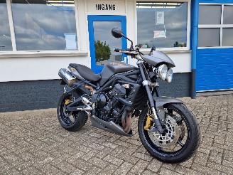 krockskadad bil motor Triumph Street Triple 675 R 2009/2
