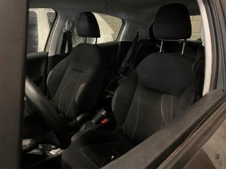 Peugeot 208 208 I (CA/CC/CK/CL), Hatchback, 2012 / 2019 1.6 e-HDi FAP picture 10