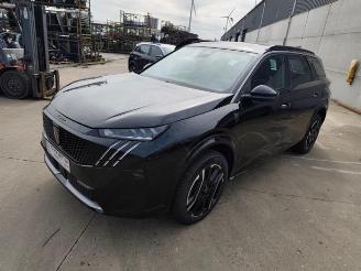 Vrakbiler auto Peugeot 5008  2025/7