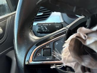 Skoda Rapid 1.0 TSI 12V Liftback  Benzine 999cc 70kW (95pk) FWD 2017-06/2019-12  CHZB; DKLD picture 28