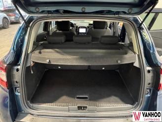 Renault Captur  picture 11