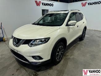 Voiture accidenté Nissan X-Trail  2017/9