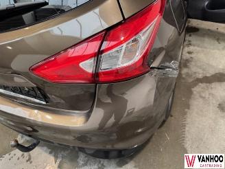 Nissan Pulsar  picture 8