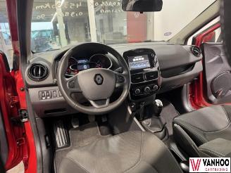 Renault Clio  picture 15
