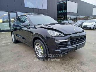 Auto incidentate Porsche Cayenne S E-HYBRID 2015/6