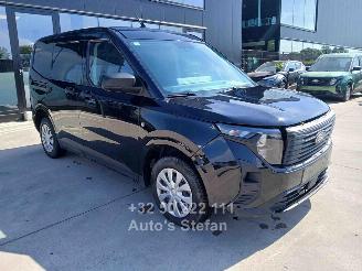 Auto incidentate Ford Transit COURIER TREND 2024/11