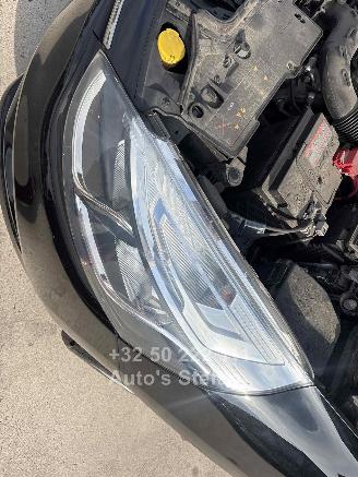 Renault Clio IV GRANDTOUR picture 23