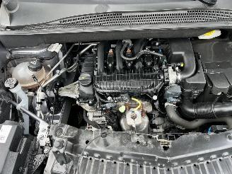 Opel Crossland 1,2 BENZINE - KLIMA picture 9