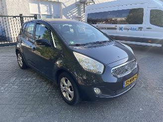 Kia Venga Venga 1.6 CVVT X-ecutive AUTOMAAT 125PK! picture 2