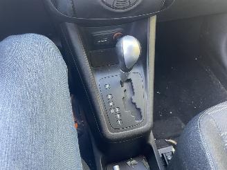 Kia Venga Venga 1.6 CVVT X-ecutive AUTOMAAT 125PK! picture 19