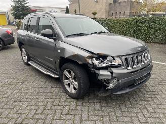 Jeep Compass 2.0 Sport picture 2