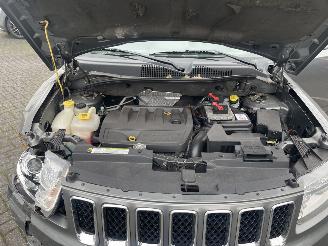 Jeep Compass 2.0 Sport picture 12