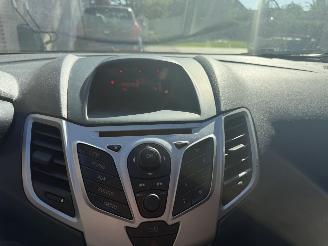 Ford Fiesta 1.25 Limited picture 15