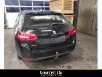 Uttjänta bilar auto Peugeot 308 308 SW (L4/L9/LC/LJ/LR), Combi 5-drs, 2014 / 2021 1.2 12V e-THP PureTech 130 2014/8
