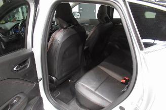 Renault Captur INITIALE picture 20