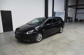 Schadeauto Opel Astra ELEGANCE 2021/3