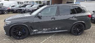 BMW X5  picture 2