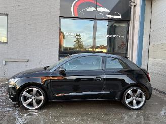 krockskadad bil auto Audi A1 AUDI A1 1.6TDI 2014 2014/4