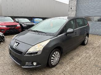 krockskadad bil auto Peugeot 5008 PEUGEOT 5008 1.6D 2010 7 ZIT 2010/7