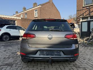 Volkswagen Golf 1.6 TDI picture 7