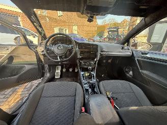 Volkswagen Golf 1.6 TDI picture 10