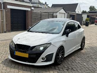 krockskadad bil auto Seat Ibiza 1.4 TSI Cupra Bocanegra 2011/1