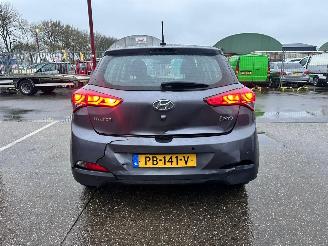 Hyundai I-20 1.0 T-GDI picture 5