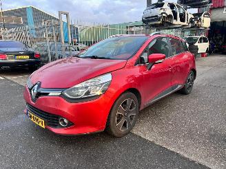 skadebil auto Renault Clio 0.9 TCe Dynamique 2015/6
