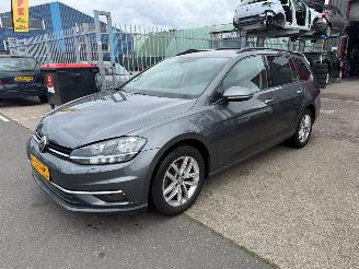 Coche accidentado Volkswagen Golf 1.6 TDI / DSG / 2017/4