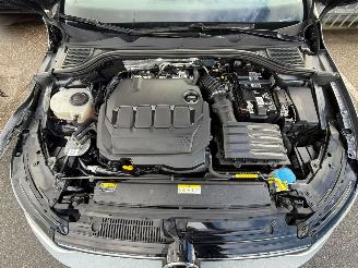 Volkswagen Golf 2.0 TDI picture 14