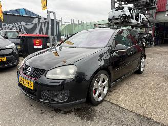 uszkodzony samochody osobowe Volkswagen Golf 2.0 GTI / TFSI 2005/3