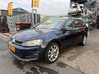 Volkswagen Golf 1.6 TDI / DSG / PANO / HIGHLINE picture 2
