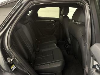 Audi Q3  picture 17