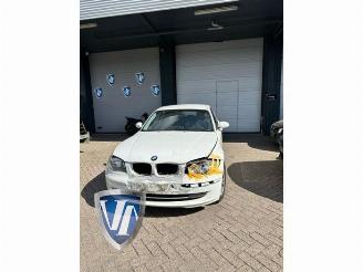 Auto da rottamare BMW 1-serie 1 serie (E81), Hatchback 3-drs, 2006 / 2012 118i 16V 2009/5