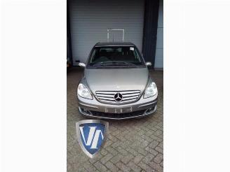 Mercedes B-klasse B (W245), Hatchback, 2005 / 2011 2.0 B-200 CDI 16V picture 4