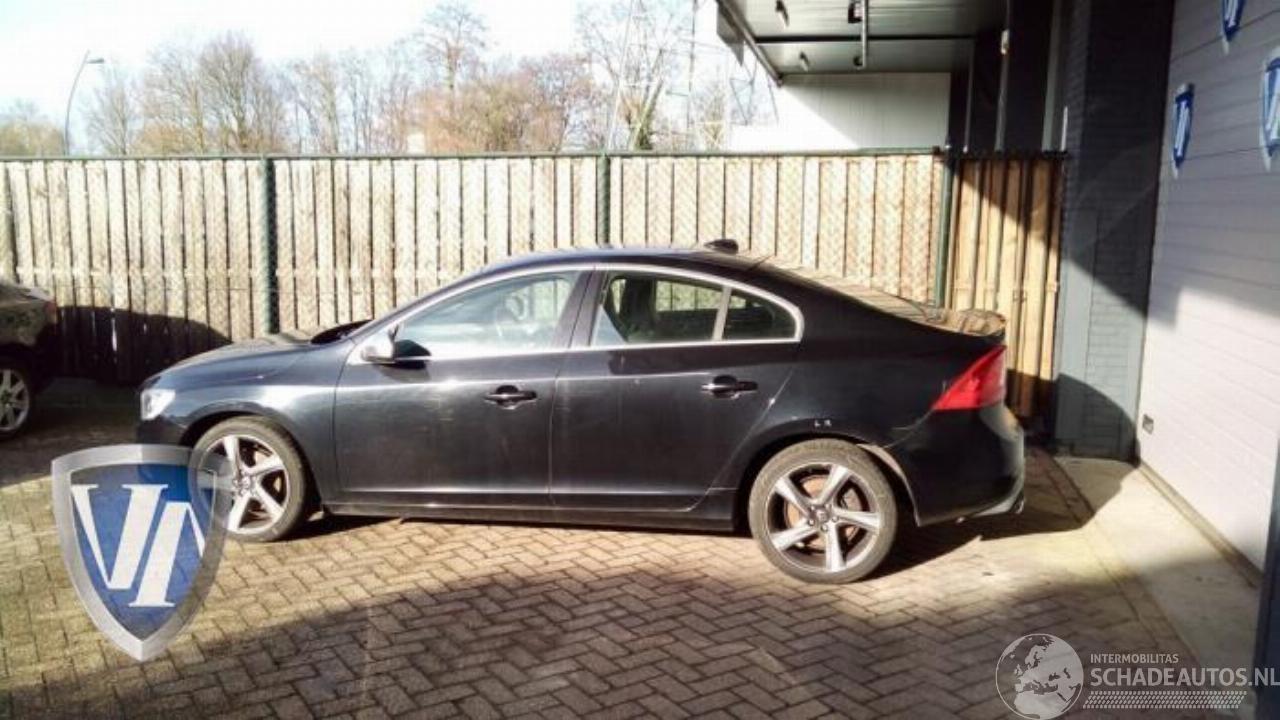 Volvo S-60 S60 II (FS), Sedan, 2010 / 2018 1.6 DRIVe,D2