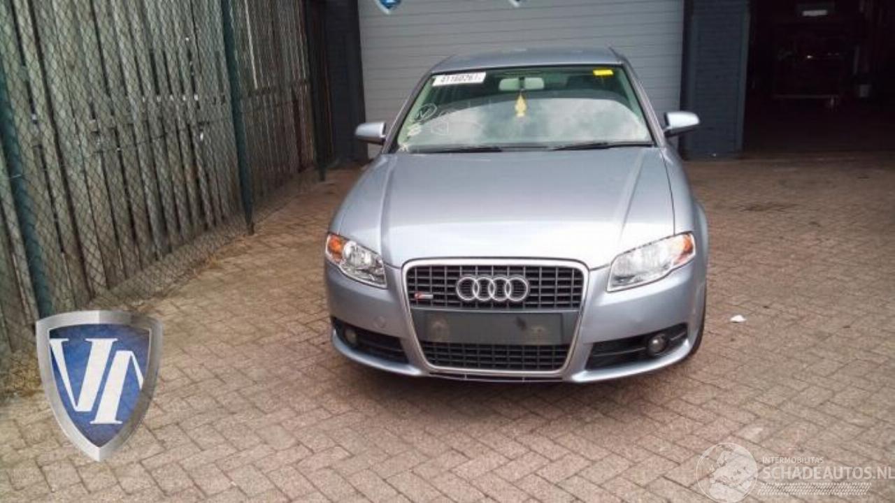 Audi A4 A4 (B7), Sedan, 2004 / 2008 2.0 TDI 16V