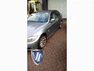 BMW 3-serie 3 serie (E90), Sedan, 2005 / 2011 320d 16V picture 2