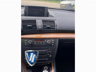 BMW 1-serie 1 serie (E87/87N), Hatchback 5-drs, 2003 / 2012 120i 16V picture 4