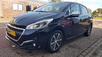 Peugeot 208 Tech Edition 110PK picture 4