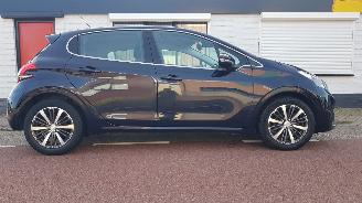  Peugeot 208 Tech Edition 110PK 2019/11