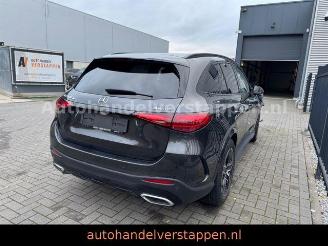 uszkodzony samochody osobowe Mercedes GLC 300de 4Matic AMG Sport - Night paket 2023/6