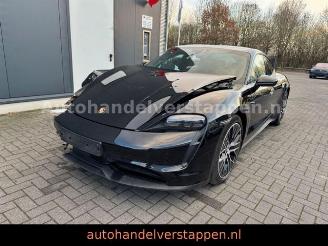 Voiture accidenté Porsche Taycan 350KW Panorama-Glasdach Leder 20zoll 2021/10