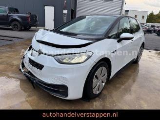 krockskadad bil auto Volkswagen ID.3 Pro Performance 150 kW Life DAB+ LED 2021/2