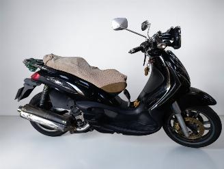 uszkodzony skutery Piaggio  BEVERLY 2009/11