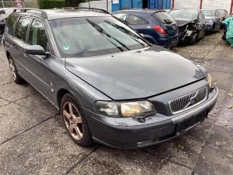 Coche siniestrado Volvo V-70 V70 (SW), Combi, 1999 / 2008 2.4 20V 170 2003/5
