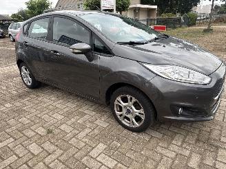Coche accidentado Ford Fiesta 1.0 ULTIMATE 78566 KM NAP BOUWJAAR 2017 RIJDBAAR 4400 EURO 2017/4