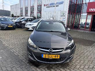Auto da rottamare Opel Astra NOTCHBACK 1.4 Turbo Cosmo 1e eigenaar 2013/10