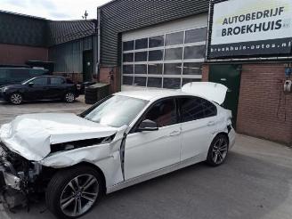 Vrakbiler auto BMW 3-serie 3 serie (F30), Sedan, 2011 / 2018 320i 2.0 16V 2018/1