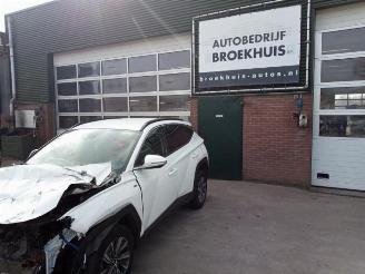 Coche siniestrado Hyundai Tucson Tucson (NX), SUV, 2020 1.6 T-GDI Hybrid 48V 2022/7